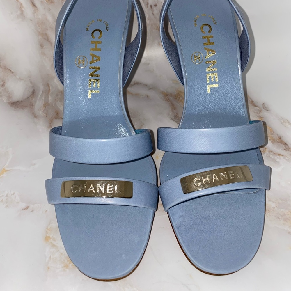 Never worn, authentic, timeless Chanel heels